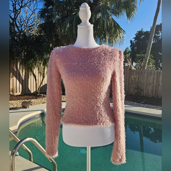 NEW Bershka Pink Fuzzy Sweater Size XS Cozy Knit Feminine Winter Girlhoodcore - Picture 2 of 11
